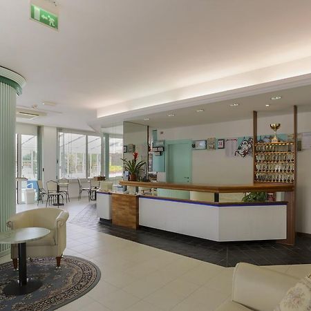 Hotel Ideal Bianchini Riccione Esterno foto