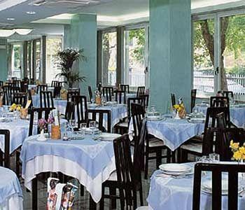 Hotel Ideal Bianchini Riccione Esterno foto