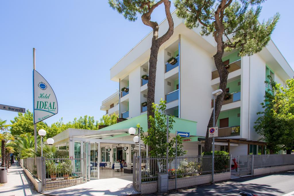 Hotel Ideal Bianchini Riccione Esterno foto